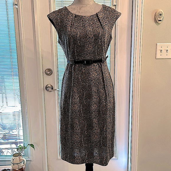 Connected Apparel Belted Dress - Size 8 - Invisible Zipper - Leopard Print - Picture 1 of 8